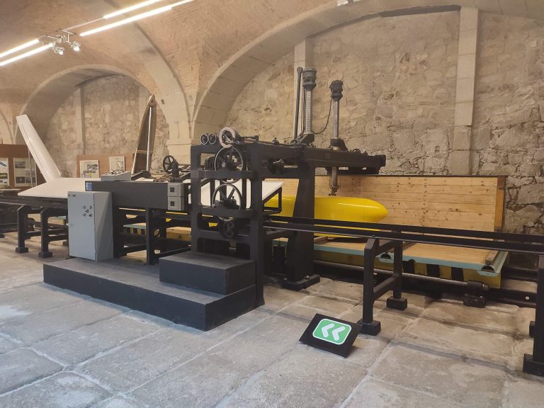 Canales de Experiencias Hidrodinámicas - talladora de modelos de canal en Ferrol