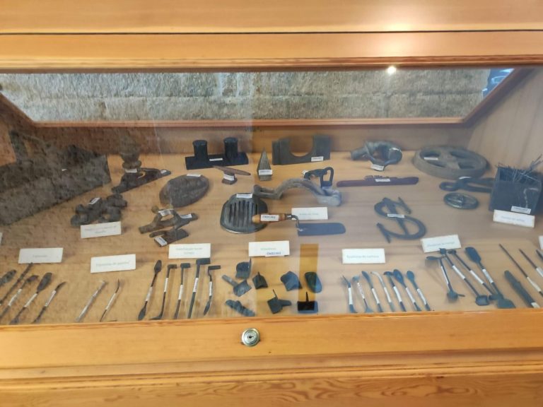 La Fundición y las Fraguas - herramientas de moldeo - Museo de la Construcción Naval de Ferrol